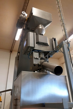 Propadový detektor kovů QUICKTRON 07 RH HyQ Clean – granulace a homogenizace směsí ve farmaceutické výrobě
