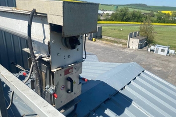 Desková magnetická lucerna ML 250 N – separace kovů z granulované krmné směsi