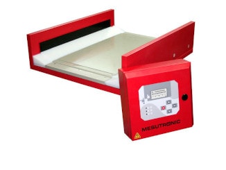 Detektor kovů pro vibrační dopravníky METRON 05 VT