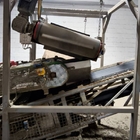 Magnetická deska samočisticí DND-AC M3 F PANTHER nad pásový dopravník